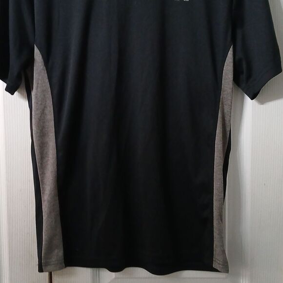 Russell Athletic  dri power 360 black and gray short sleeve shirt Sz M EUC - Picture 2 of 7